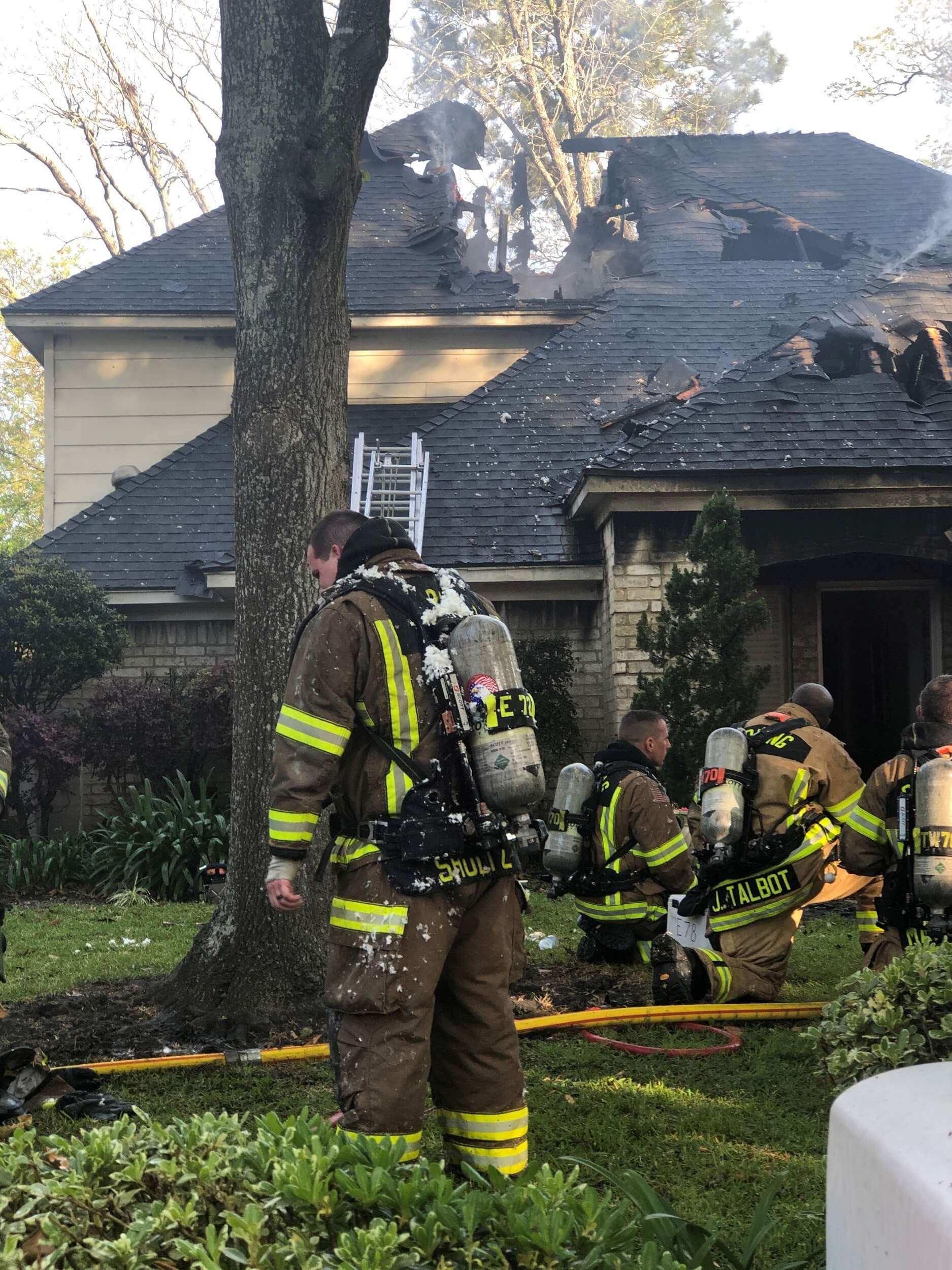 Spring Firefighters Tackle Tough House Fire in Candlelight Hills